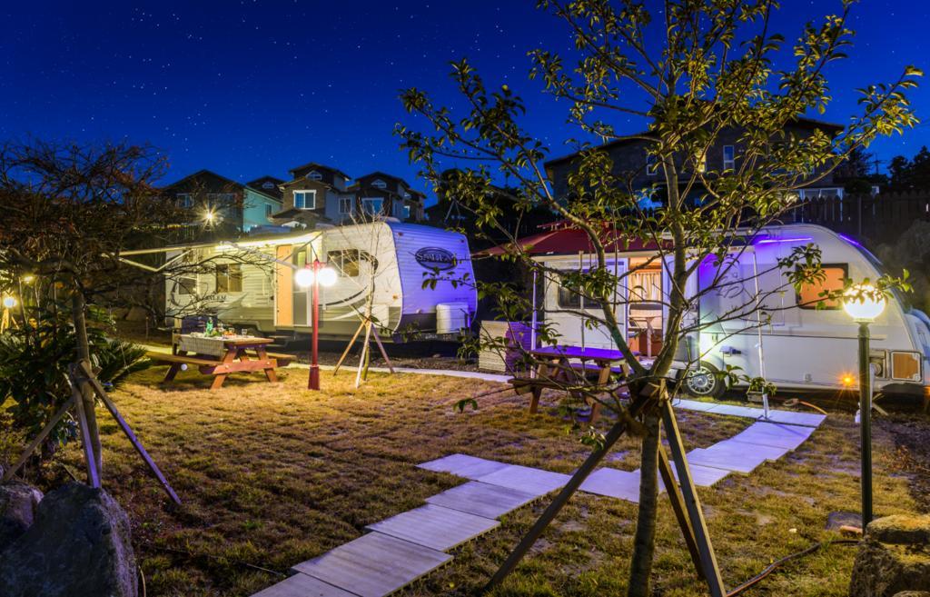 Jeju Starlight Glamping Villa Esterno foto